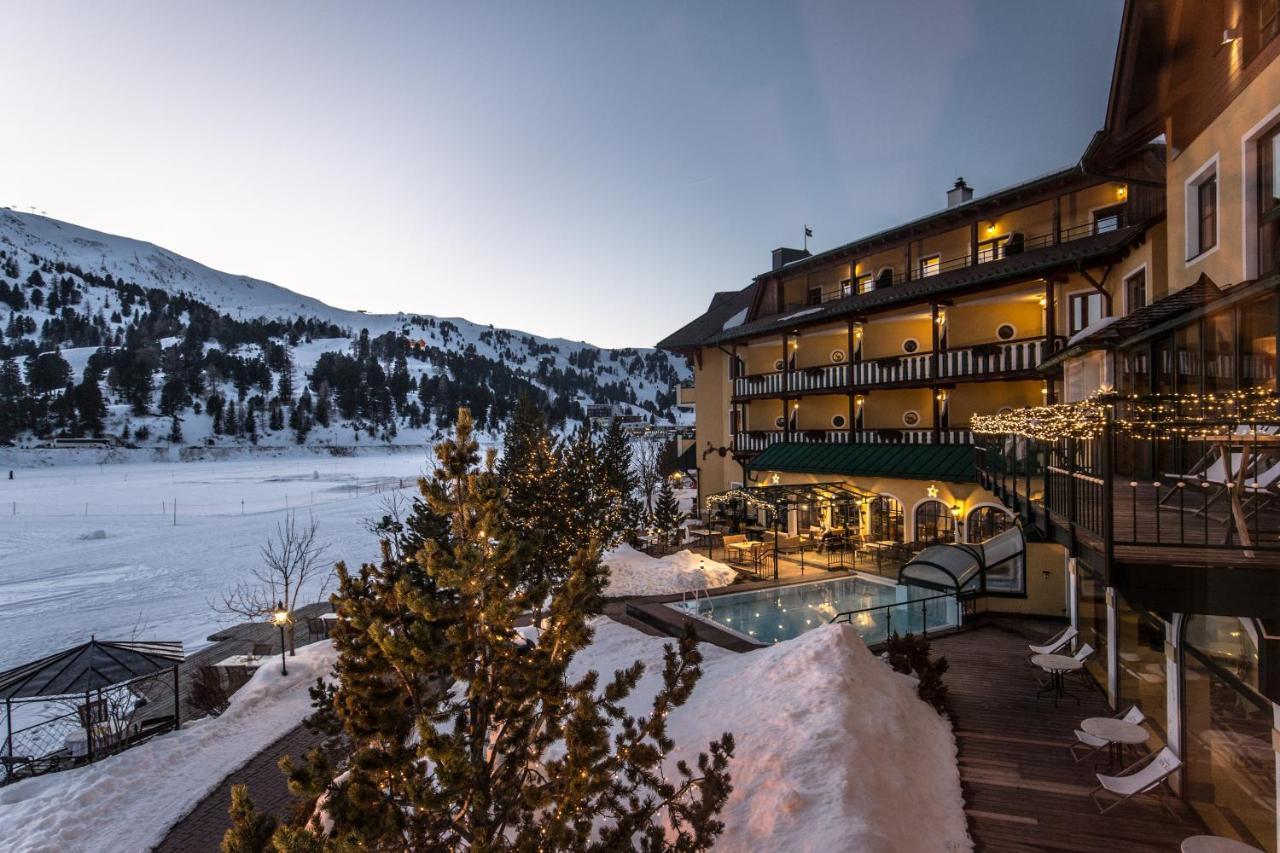 Seehotel Jaegerwirt Turracher Höhe Buitenkant foto